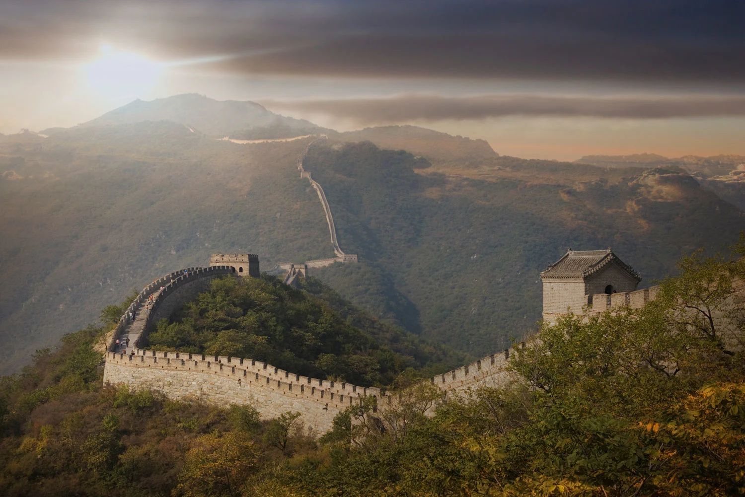 view-of-the-great-wall-at-mutianyu-bejing-china-2024-11-03-01-01-54-utc2.webp